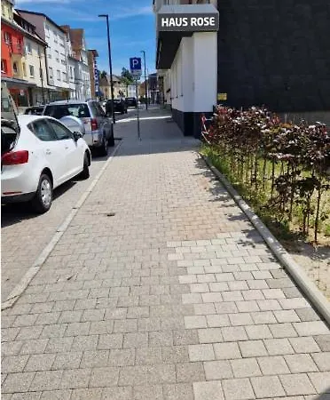 Haus Rosa Hostel *